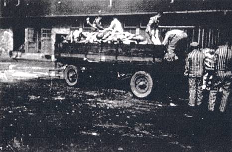 load bodies Dachau
